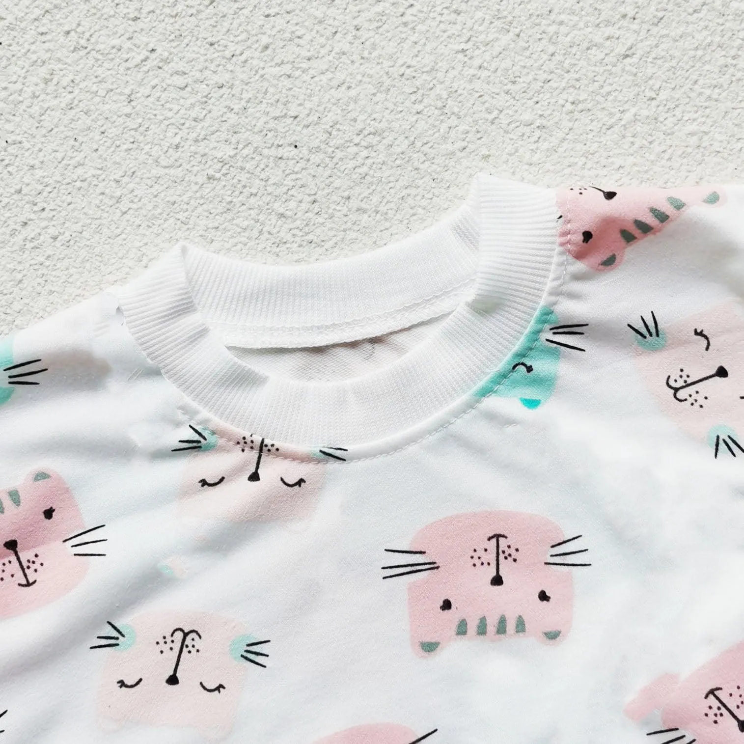 bulk buy baby vests Baby Girl Cat Print Long Sleeves Pajamas Top & Pants