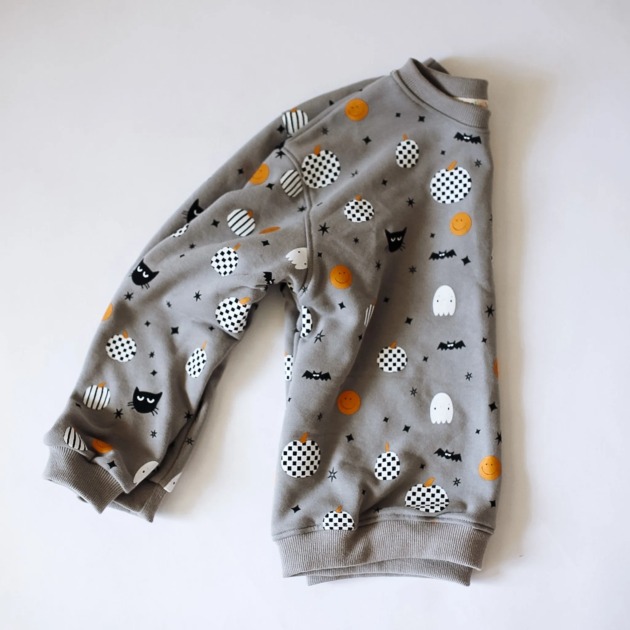**IMPERFECT** SPOOKYLAND PULLOVER | oversized  drop shoulder | KIDS