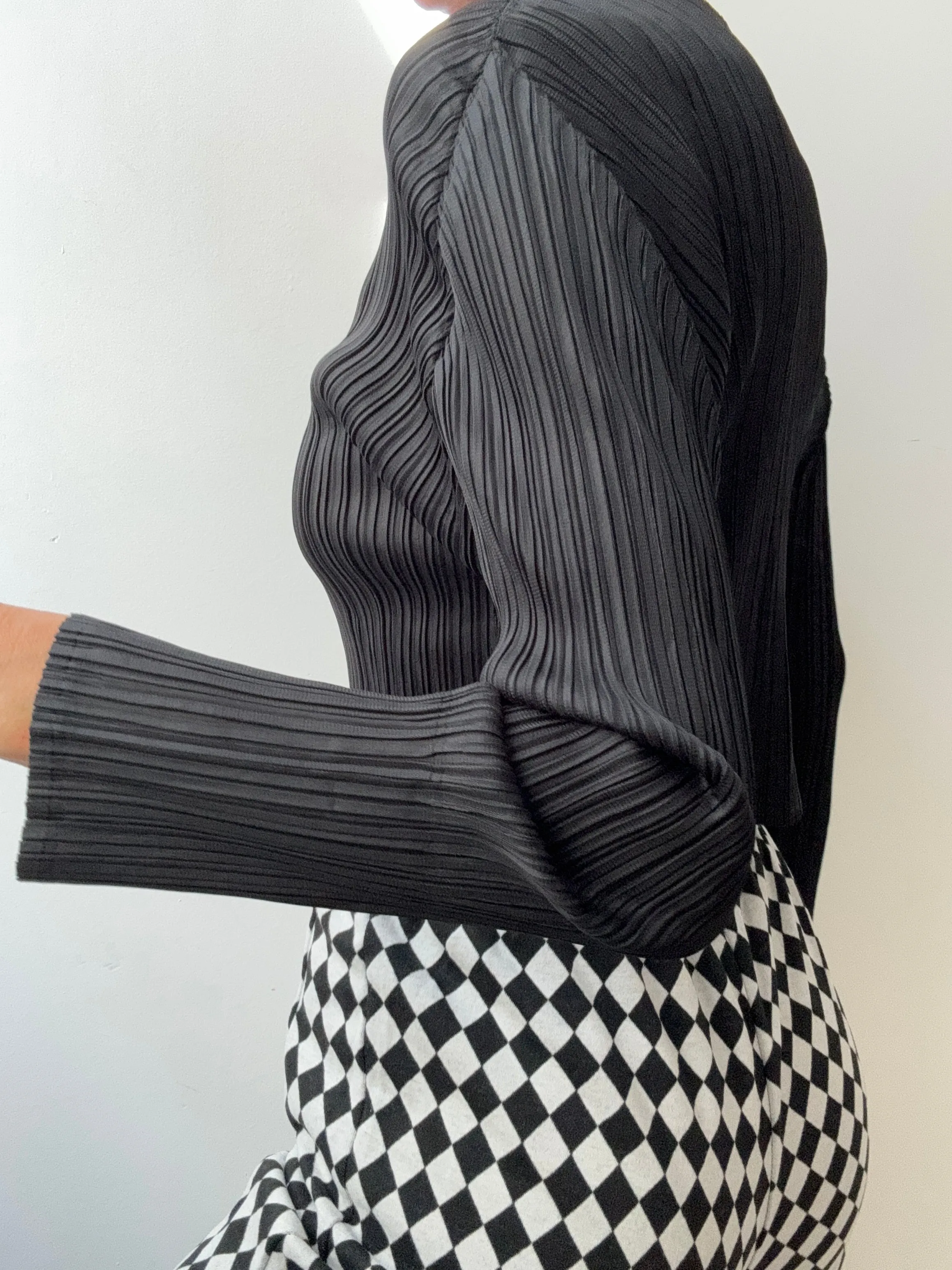 Pleat Me Long Sleeve Crop Top Black